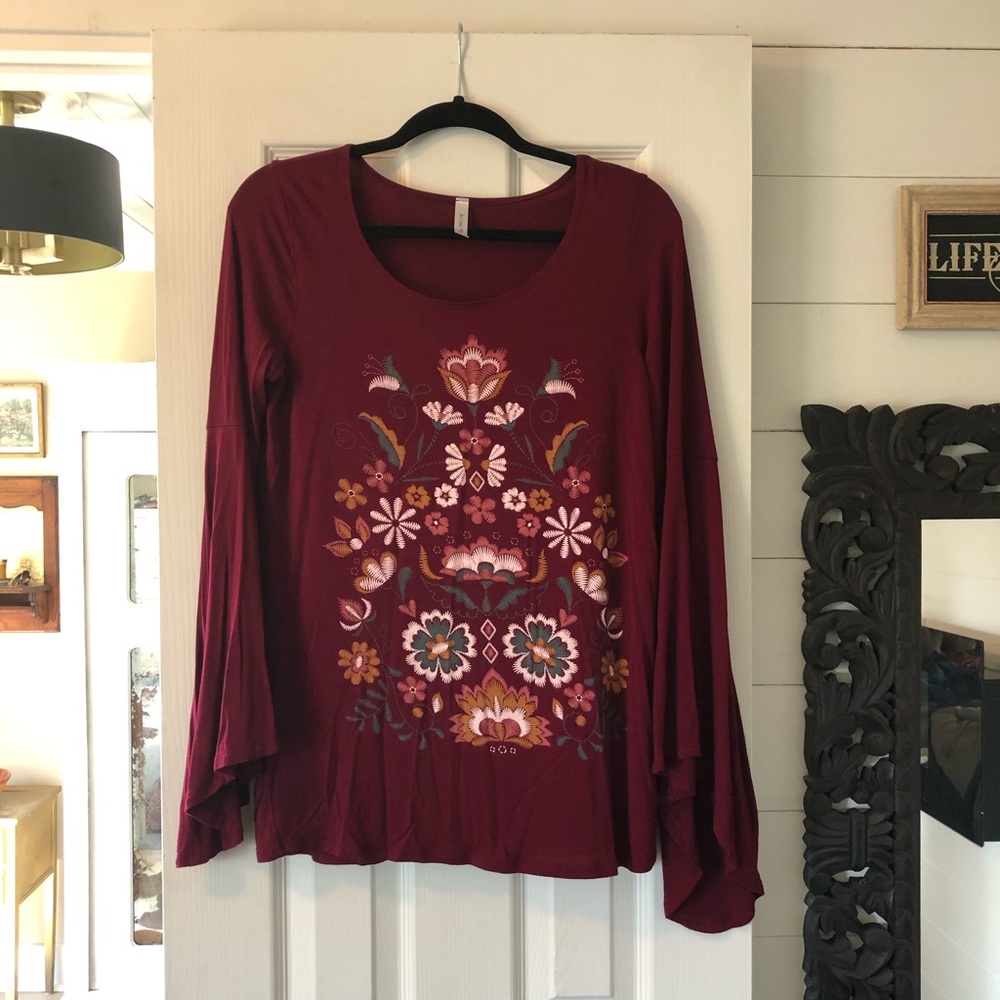 Bell sleeved burgundy top